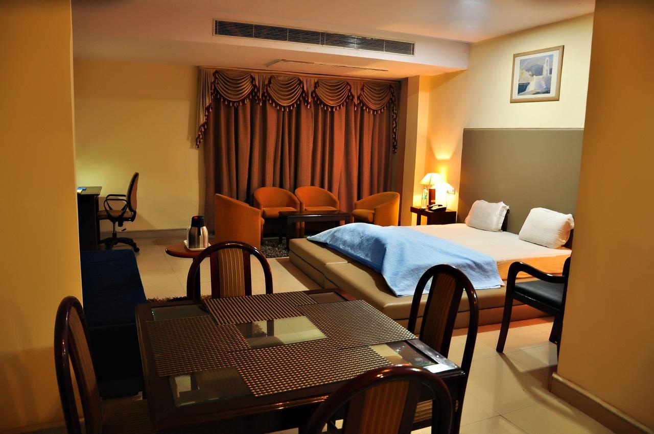 Pathānkot Hotel Unite מראה חיצוני תמונה