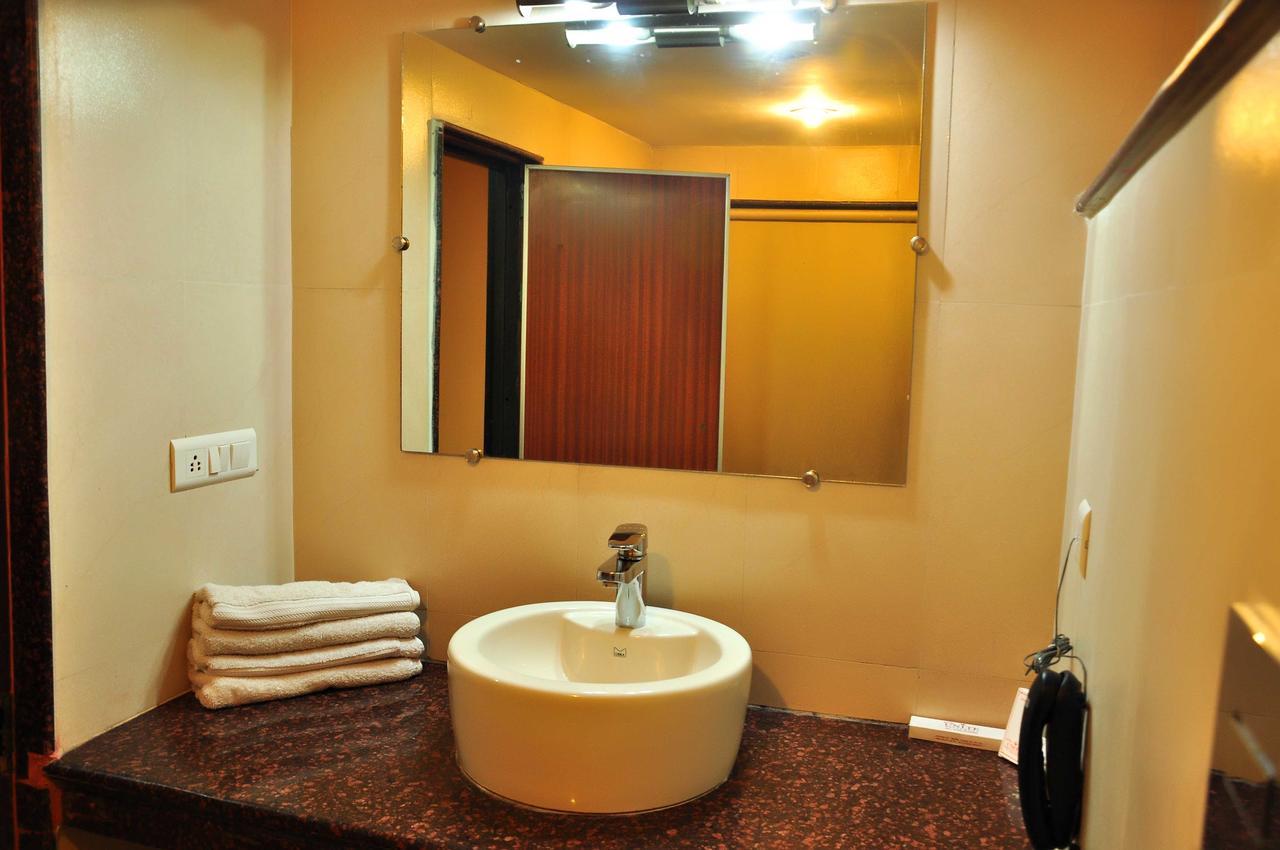 Pathānkot Hotel Unite מראה חיצוני תמונה